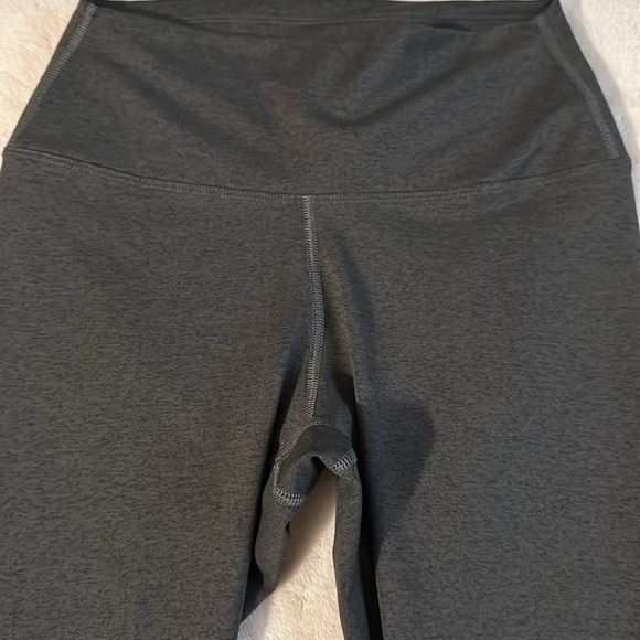 Nobull Women’s High Rise Crop Tights Size S - Picture 3 of 10